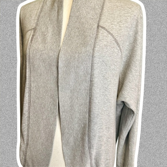 PINK Victoria’s Secret Heathered Gray Terry Cotton Long Sleeve Curved Cardigan - Picture 12 of 14